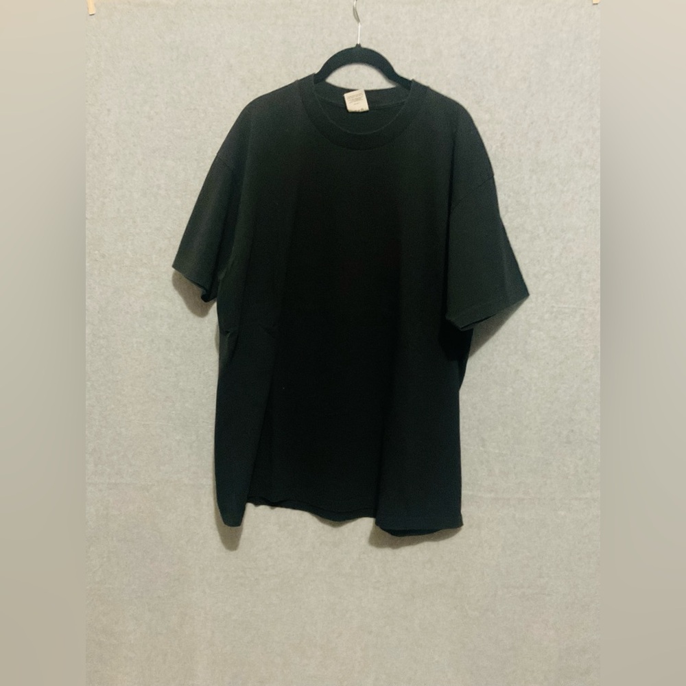 Classic Men's Black Short Sleeve Tee